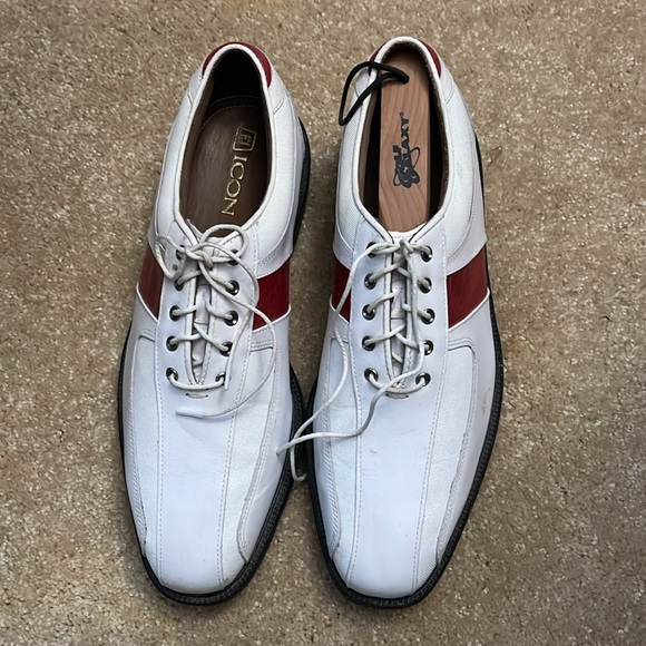 FootJoy FJ Icon Golf Shoes 52243 Red White Leather 9.5 D - Picture 2 of 5